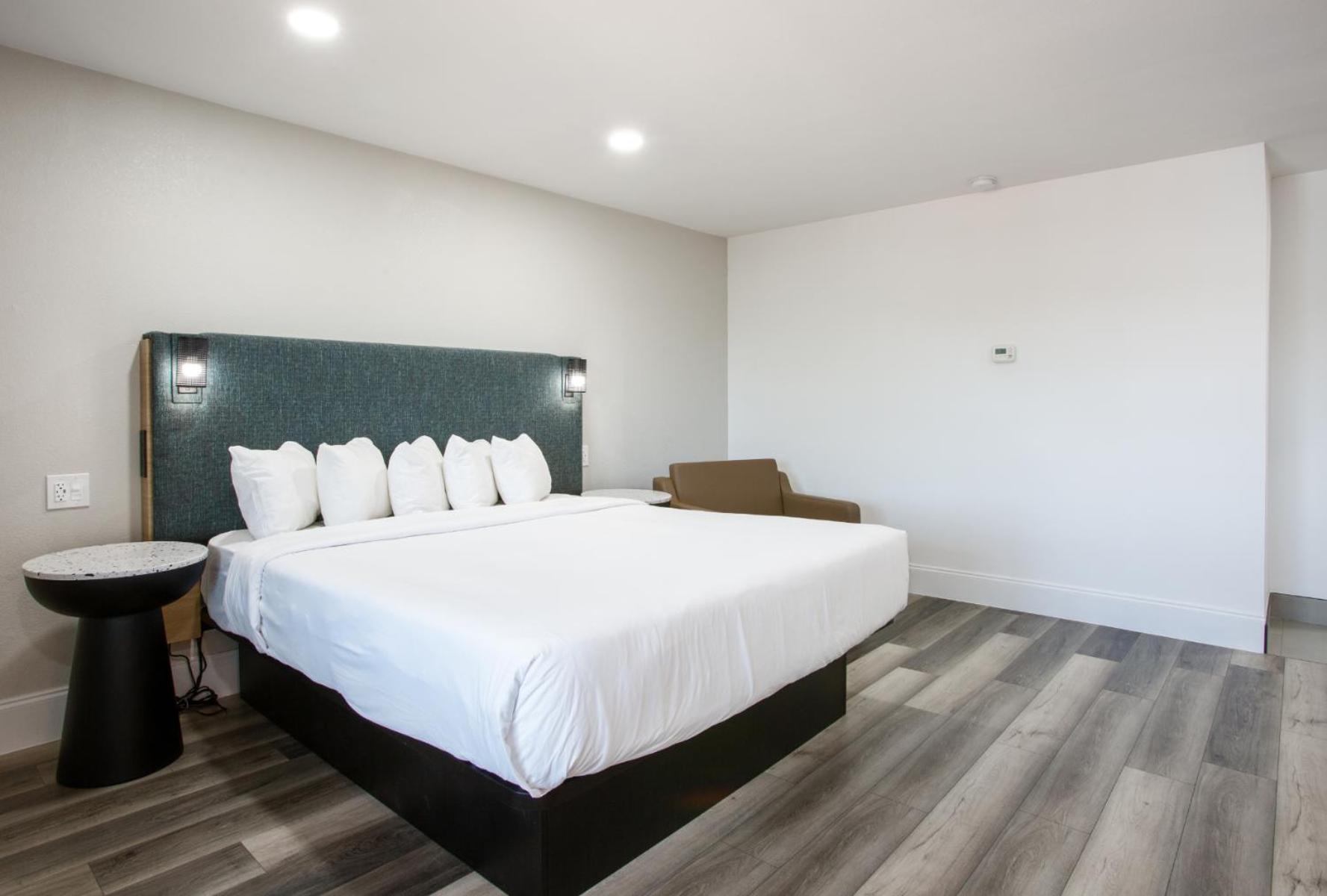 Hotel Elev8 Flagstaff I-40 Exit 198 Butler Ave Экстерьер фото